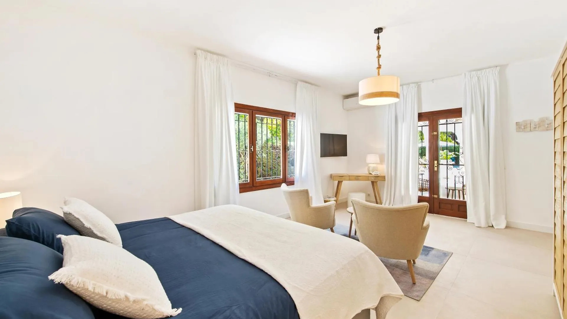 Villa Tortuga Benamara Estepona Spain